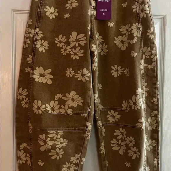 Loving/women’s NWT Floral High Rise Barrel Denim Jeans - Tan Size S - Picture 5 of 13